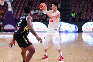 雷蒙:只要中国男篮需要我上场 自己上去就是拼刺刀