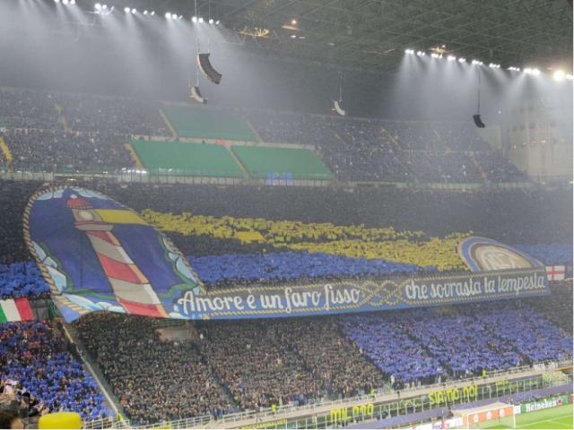 KY-【现场】内拉巧用莎翁名句，小魔兽主宰穆里尼奥德比